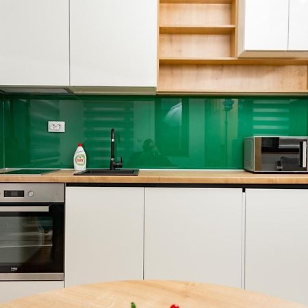 יהורינה Apartmani Kamavu מראה חיצוני תמונה