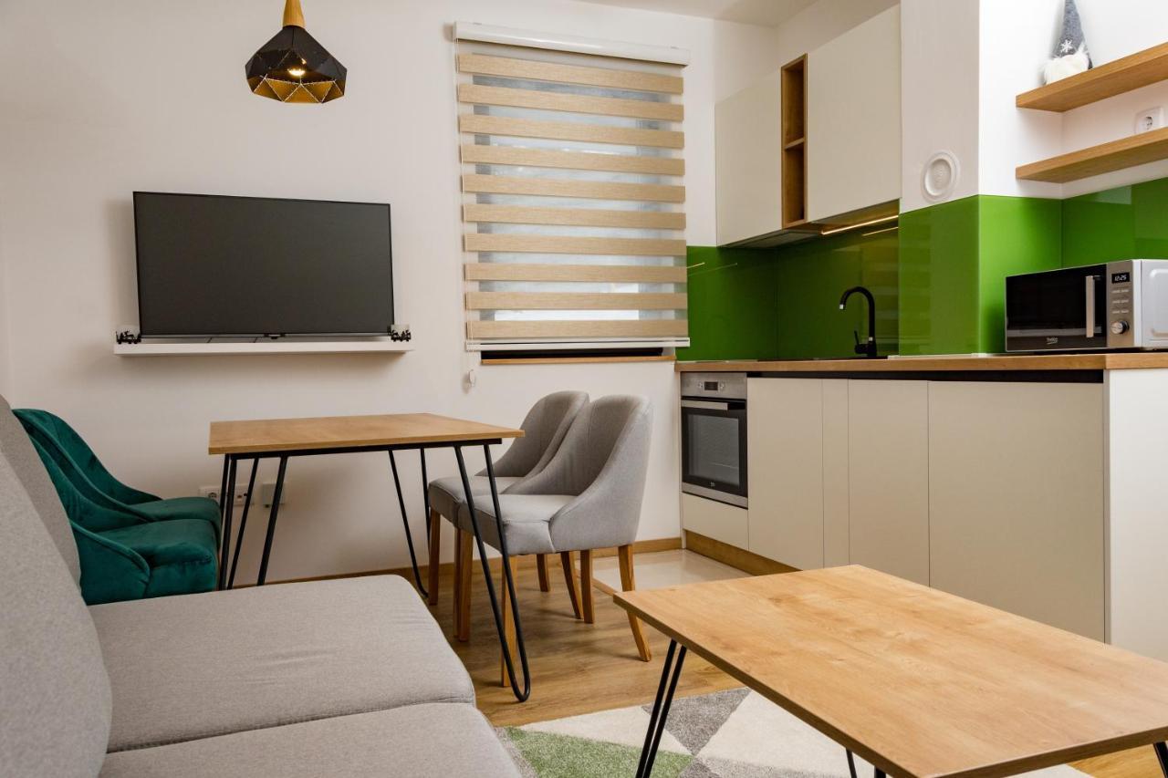 יהורינה Apartmani Kamavu מראה חיצוני תמונה