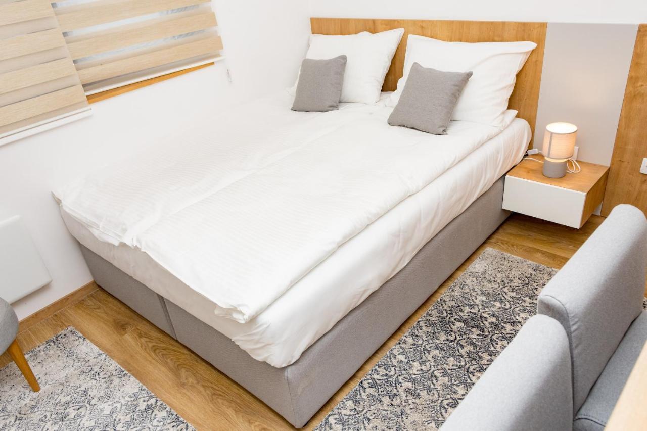 יהורינה Apartmani Kamavu מראה חיצוני תמונה
