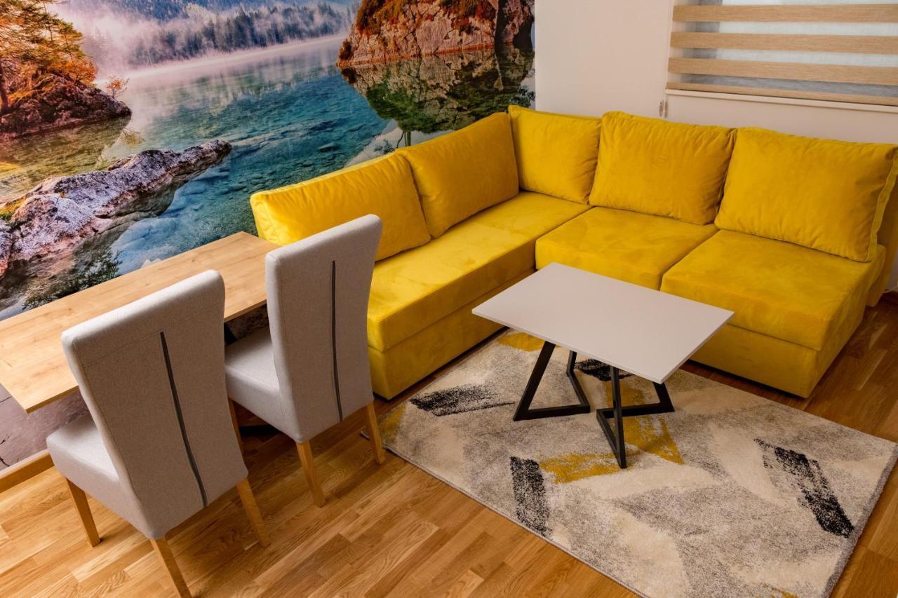 יהורינה Apartmani Kamavu מראה חיצוני תמונה