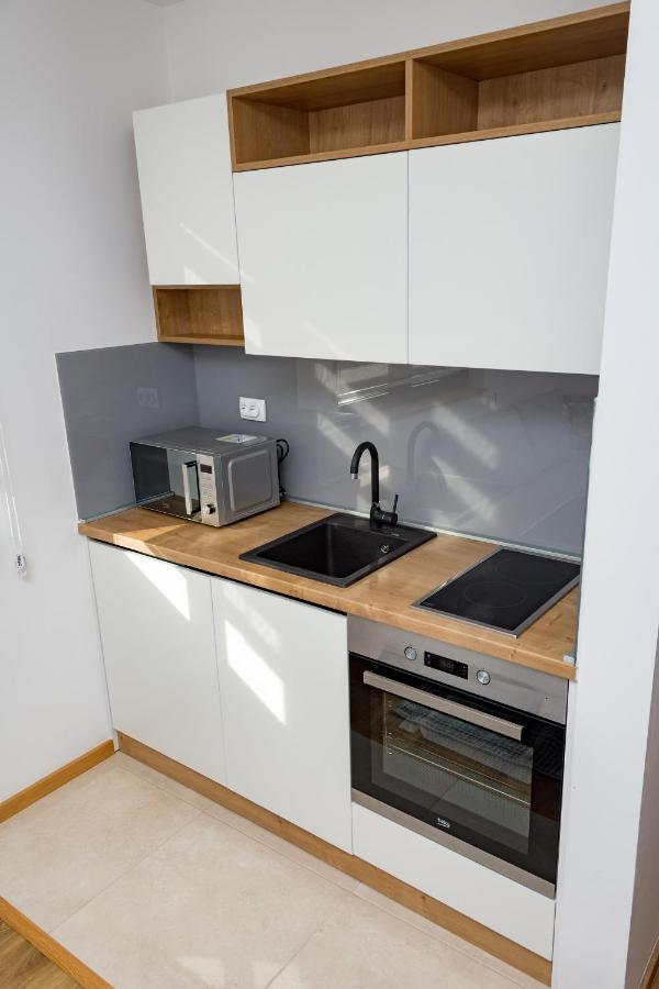 יהורינה Apartmani Kamavu מראה חיצוני תמונה