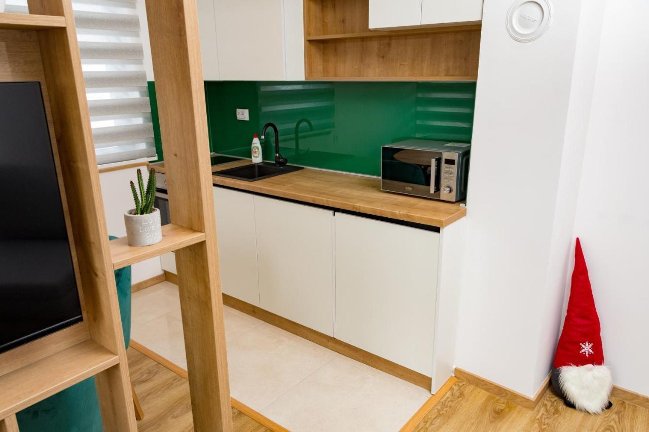 יהורינה Apartmani Kamavu מראה חיצוני תמונה